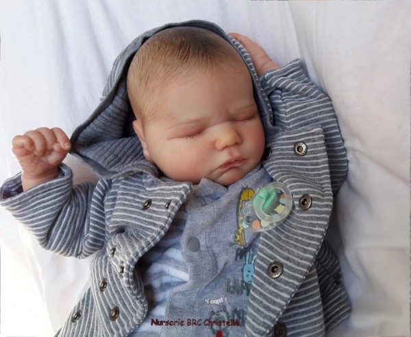 bébé reborn tellement vrai